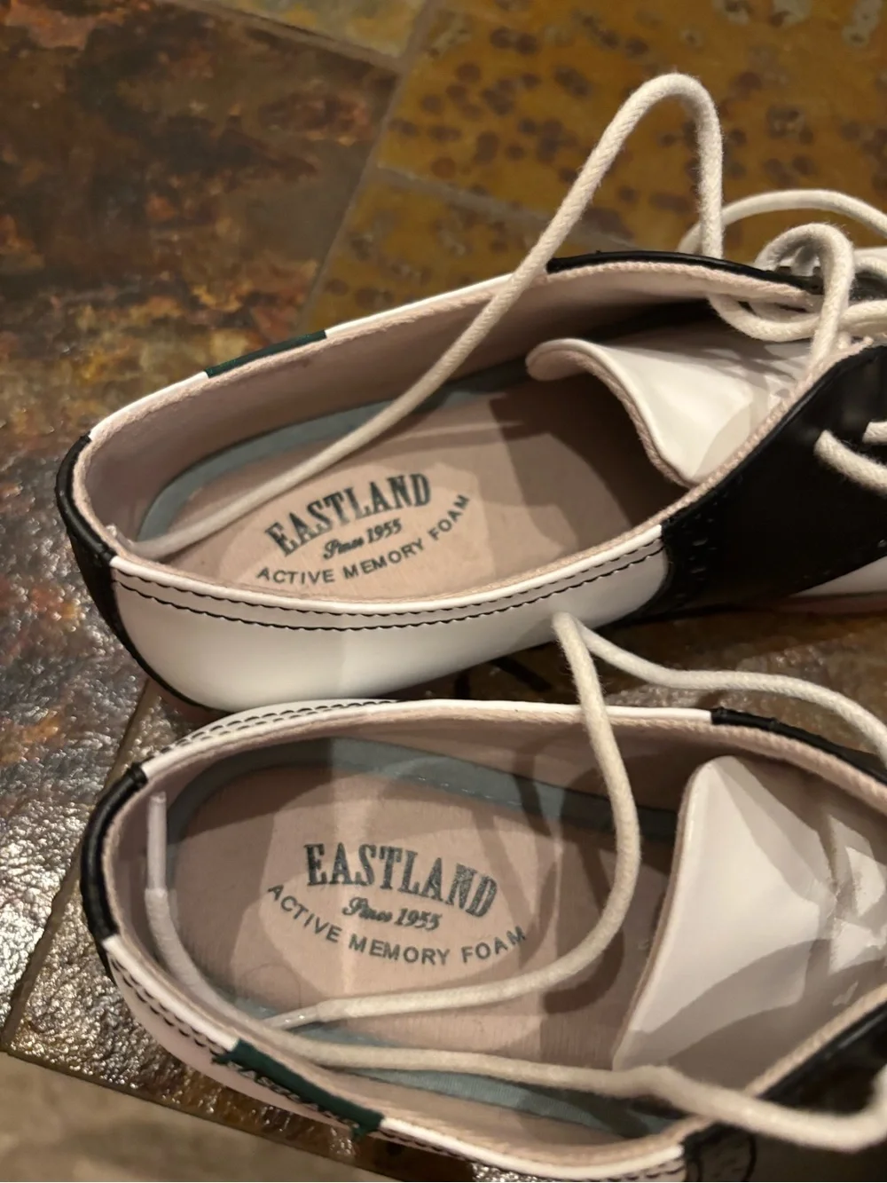 Eastland Saddle Shoes - Picture 7 of 10